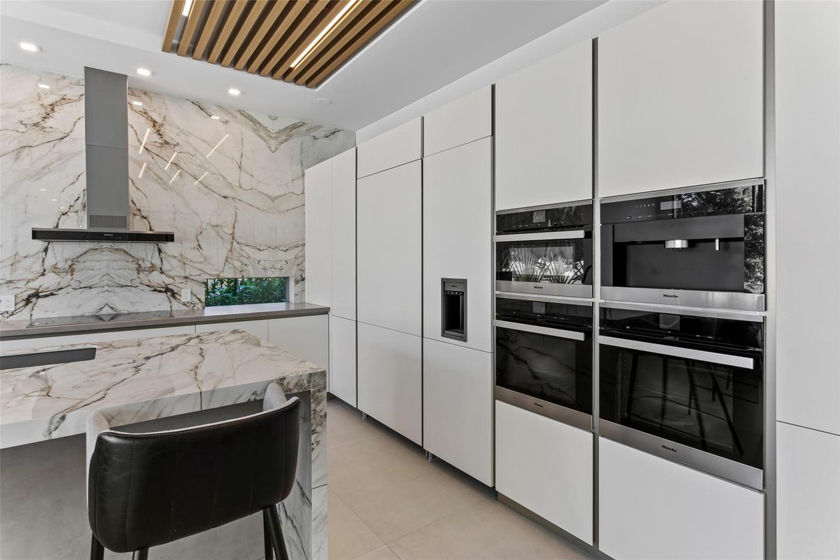 Interior, Kitchen, Marble Walls, Recessed Lighting