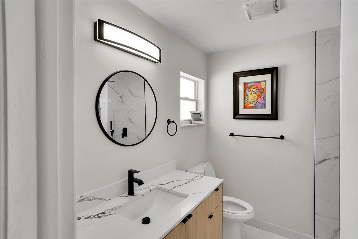 Bathroom, Interior, Marble Walls