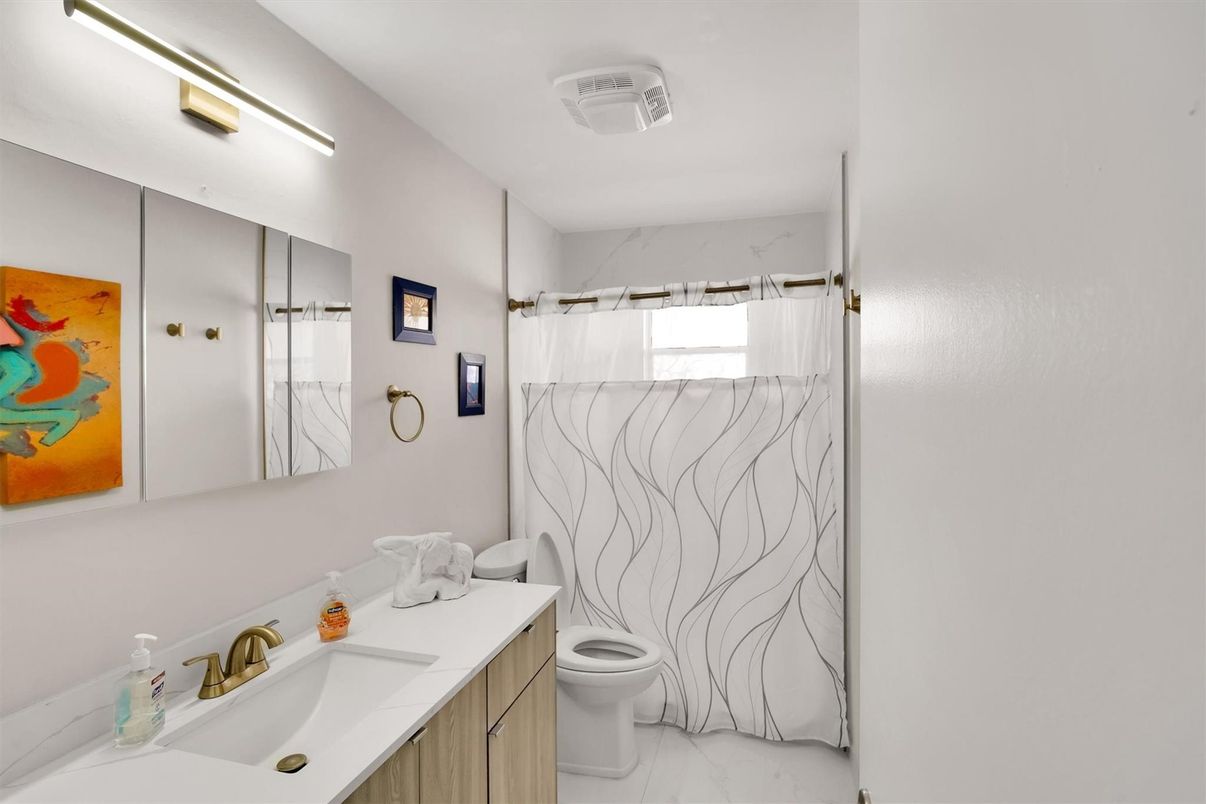 Bathroom, Interior, Marble, Marble Walls
