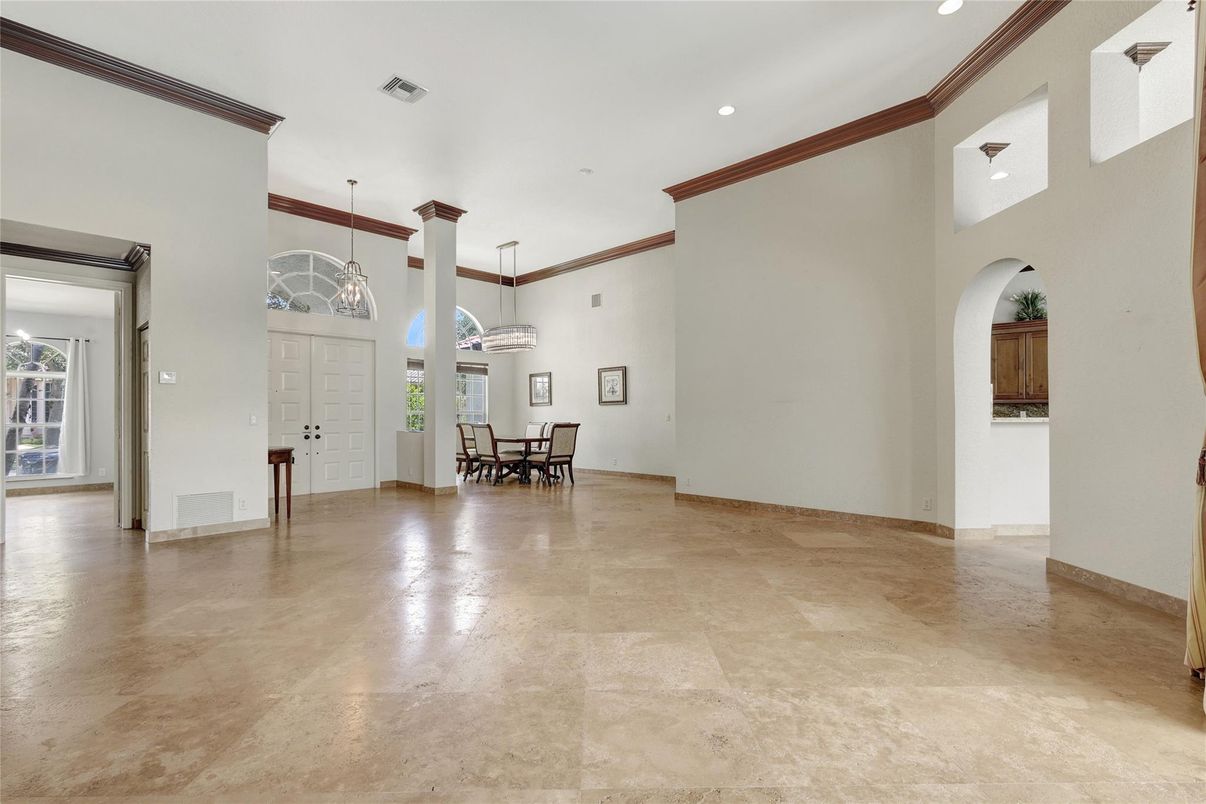 Chandelier, Dining room, Interior, Pendant Lights, Recessed Lighting
