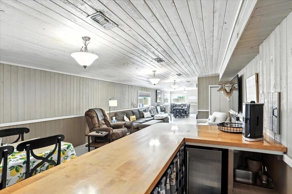 Dining room, Interior, Living room, Wooden Ceilings