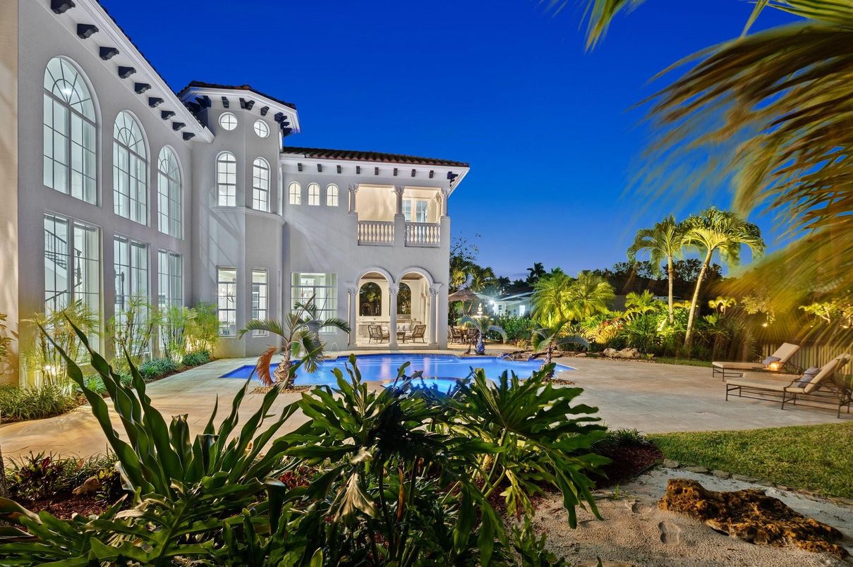 Backyard, Exterior, Pool