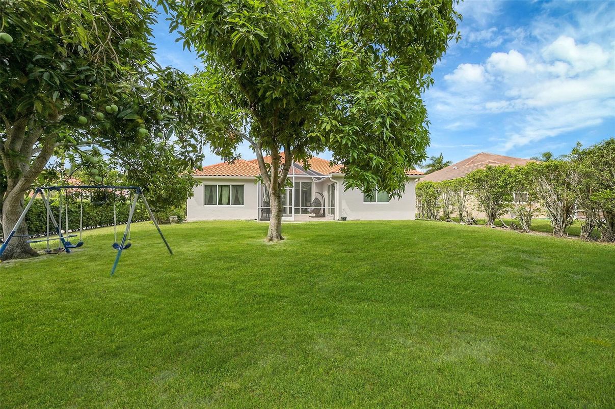 Backyard, Exterior, Playground