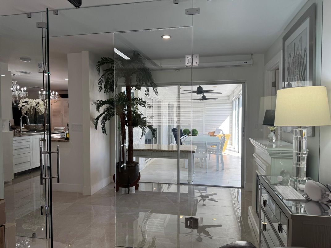 Dining room, Interior, Pendant Lights, Recessed Lighting