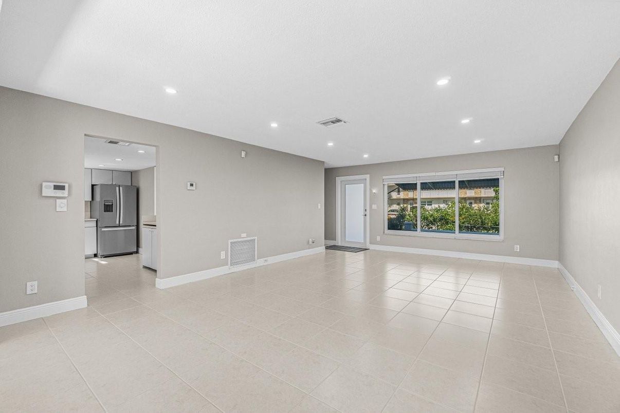 Empty room, Interior, Kitchen, Recessed Lighting, Stainless Steel Appliances