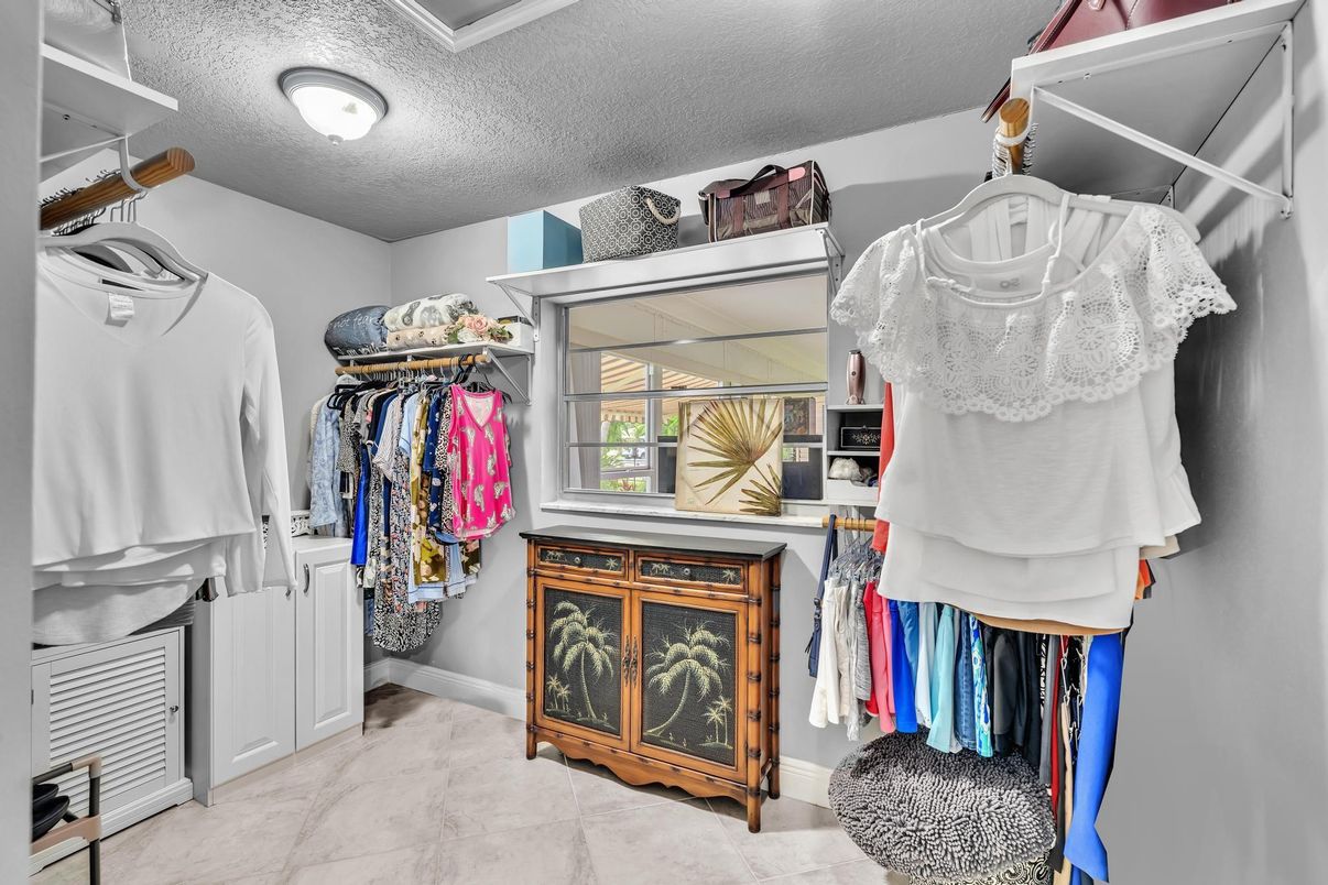 Interior, Marble, Walk-in Closets