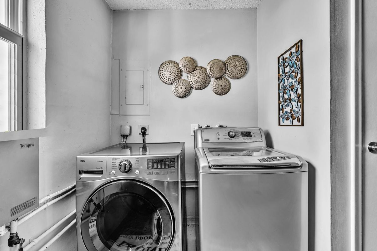 Interior, Washer