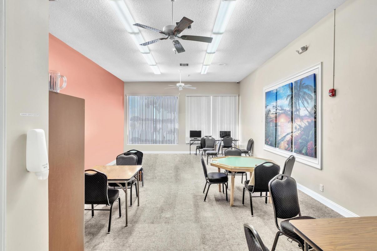 Dining room, Interior