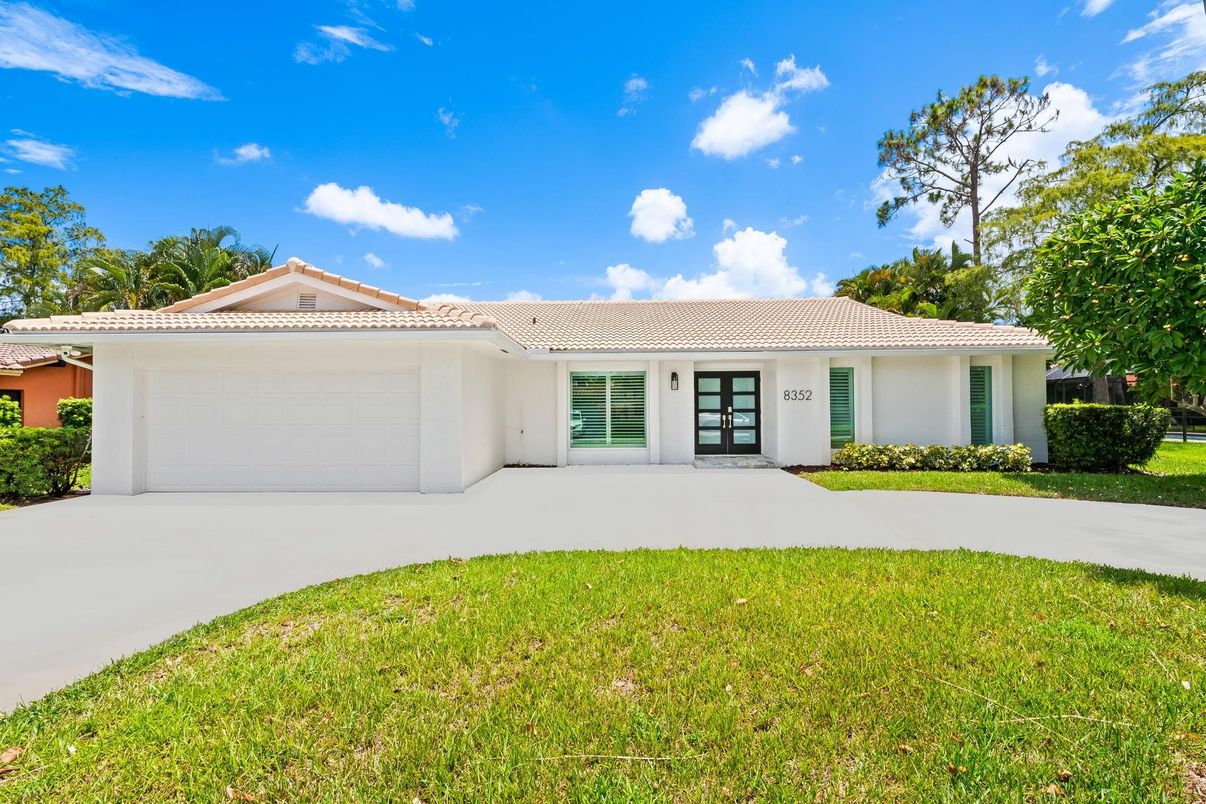 Attached, Backyard, Exterior, Facade, Ranch