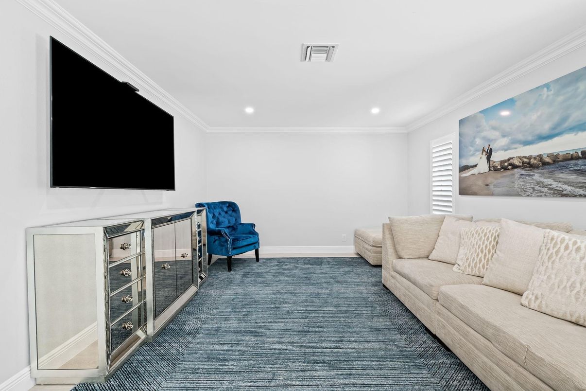 Interior, Living room, Recessed Lighting
