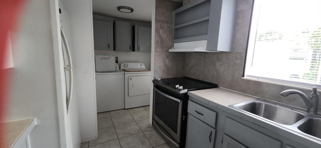 Interior, Recessed Lighting, Washer