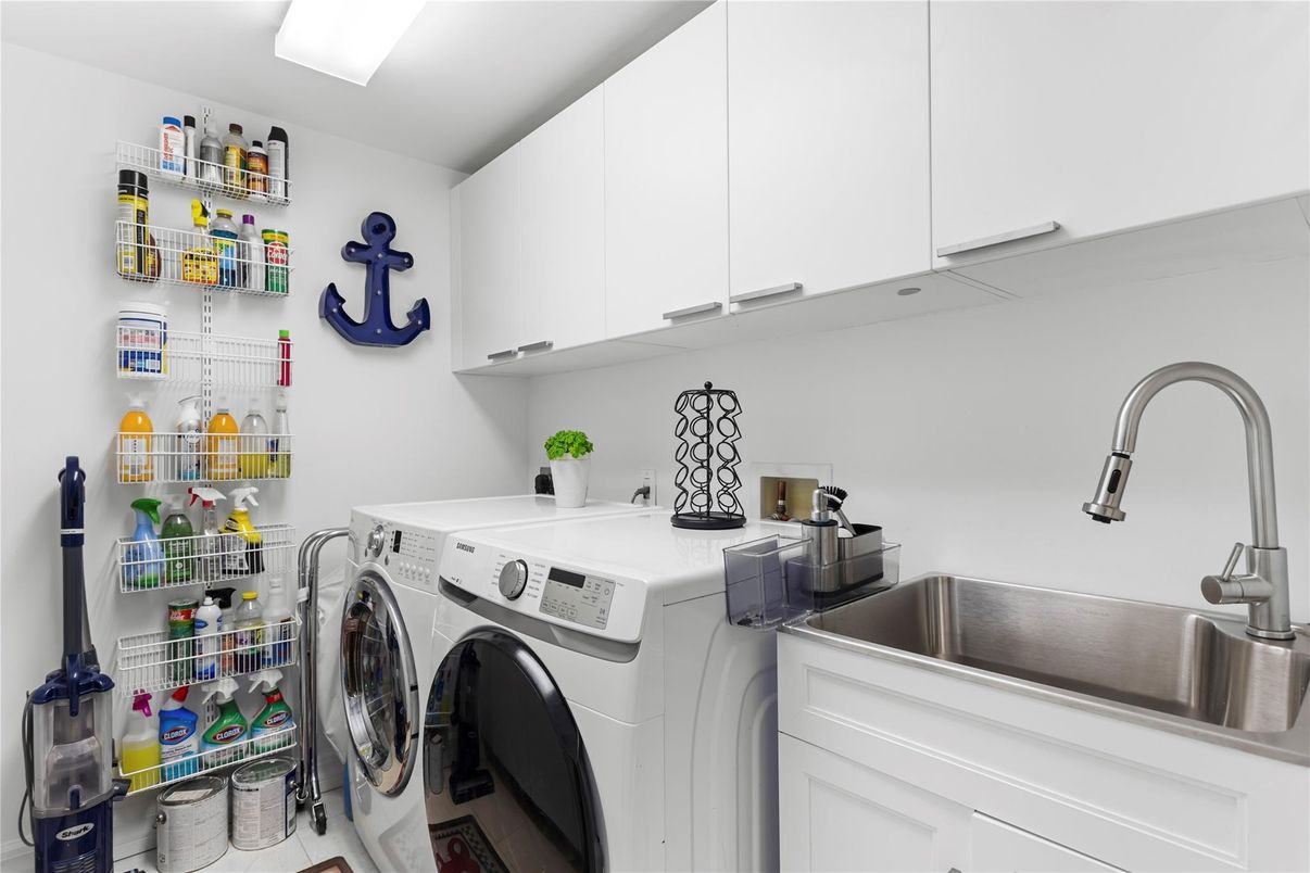 Interior, Washer