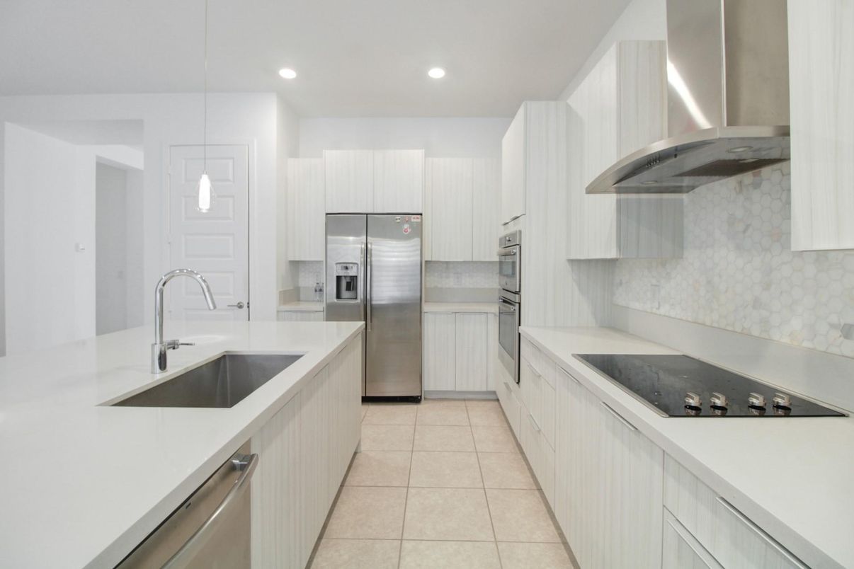 Interior, Kitchen, Pendant Lights, Recessed Lighting, Stainless Steel Appliances