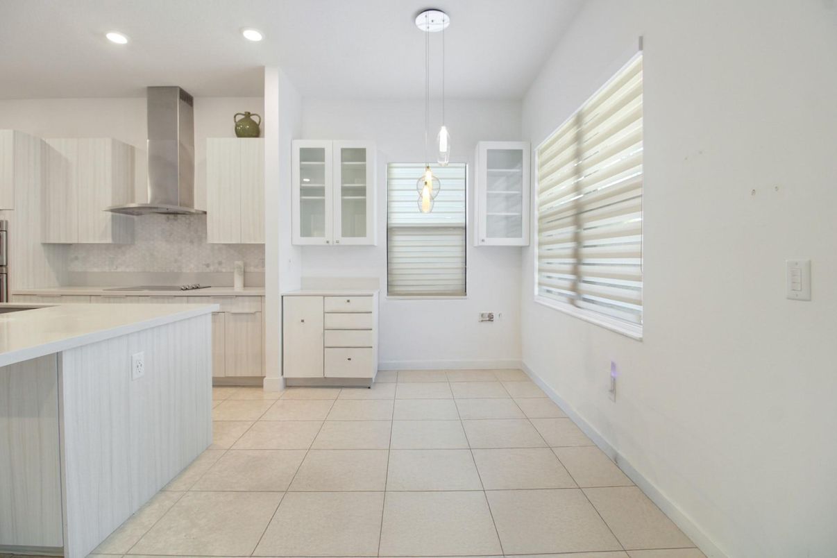 Interior, Kitchen, Pendant Lights, Recessed Lighting