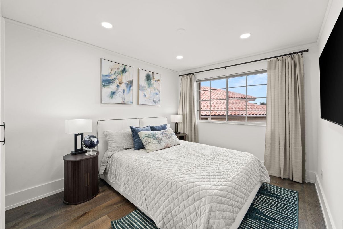 Bedroom, Interior, Recessed Lighting, Wood Texture Flooring