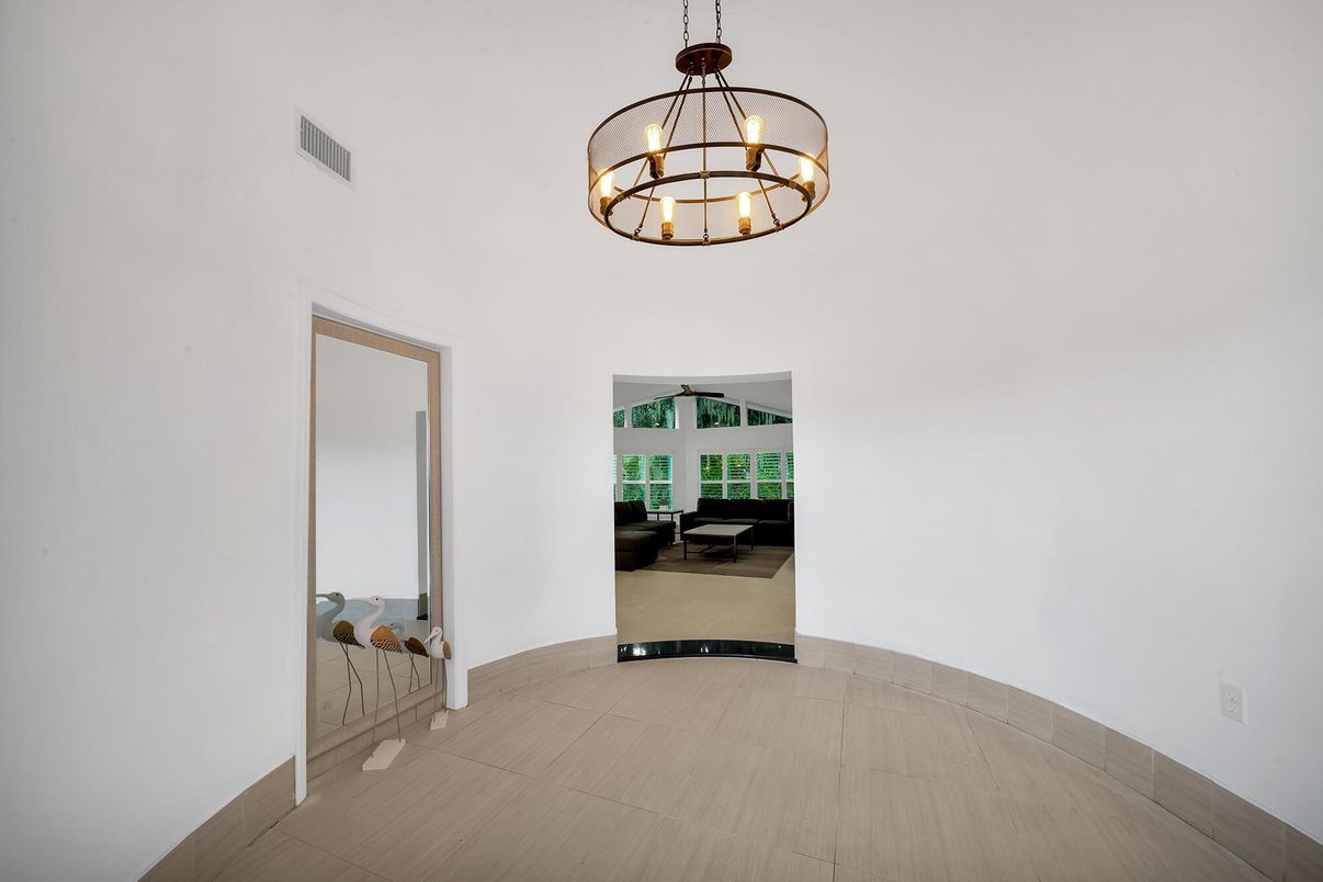 Chandelier, Interior, Pendant Lights