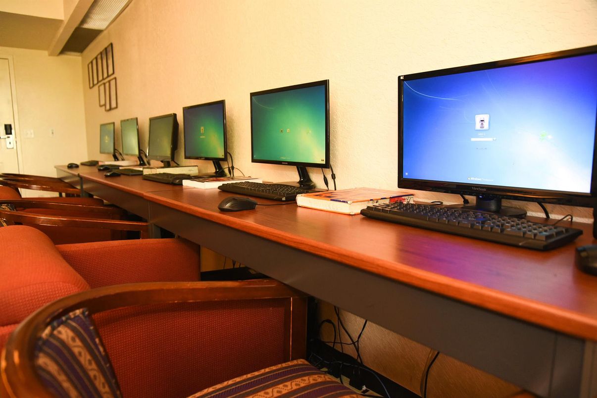 Home Office, Interior