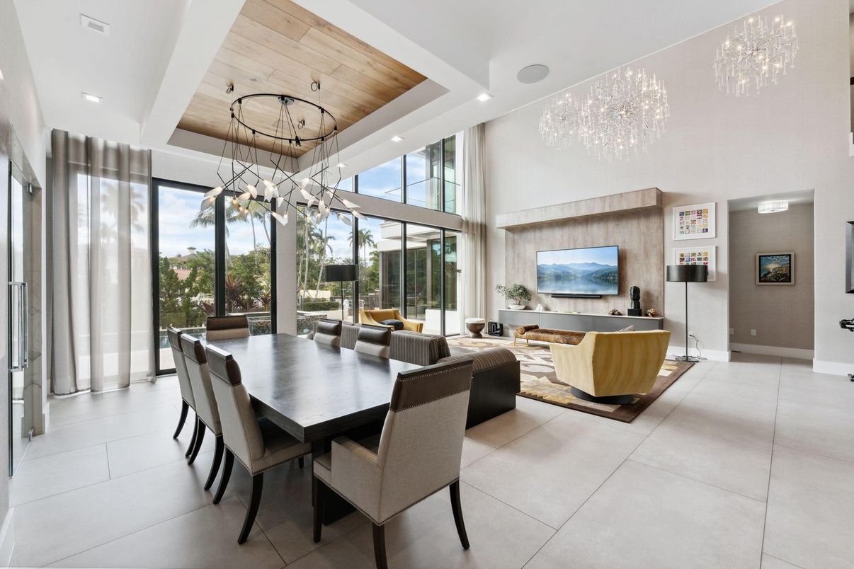 Chandelier, Dining room, Interior, Living room, Pendant Lights, Recessed Lighting, Wooden Ceilings
