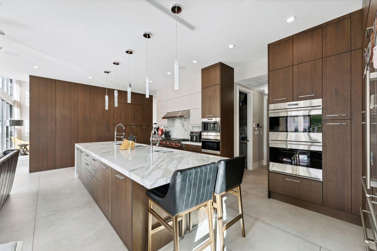 Interior, Kitchen, Pendant Lights, Recessed Lighting, Stainless Steel Appliances