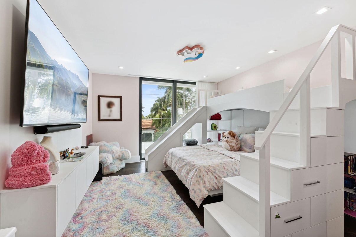 Bedroom, Interior, Recessed Lighting