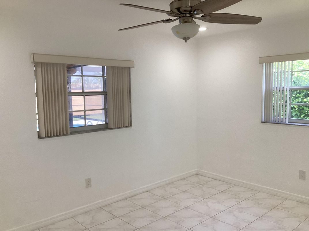 Empty room, Interior, Marble, Recessed Lighting