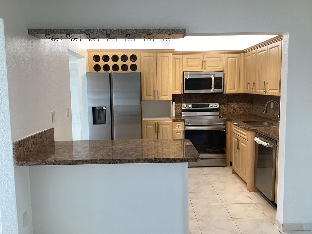 Interior, Kitchen, Marble, Stainless Steel Appliances