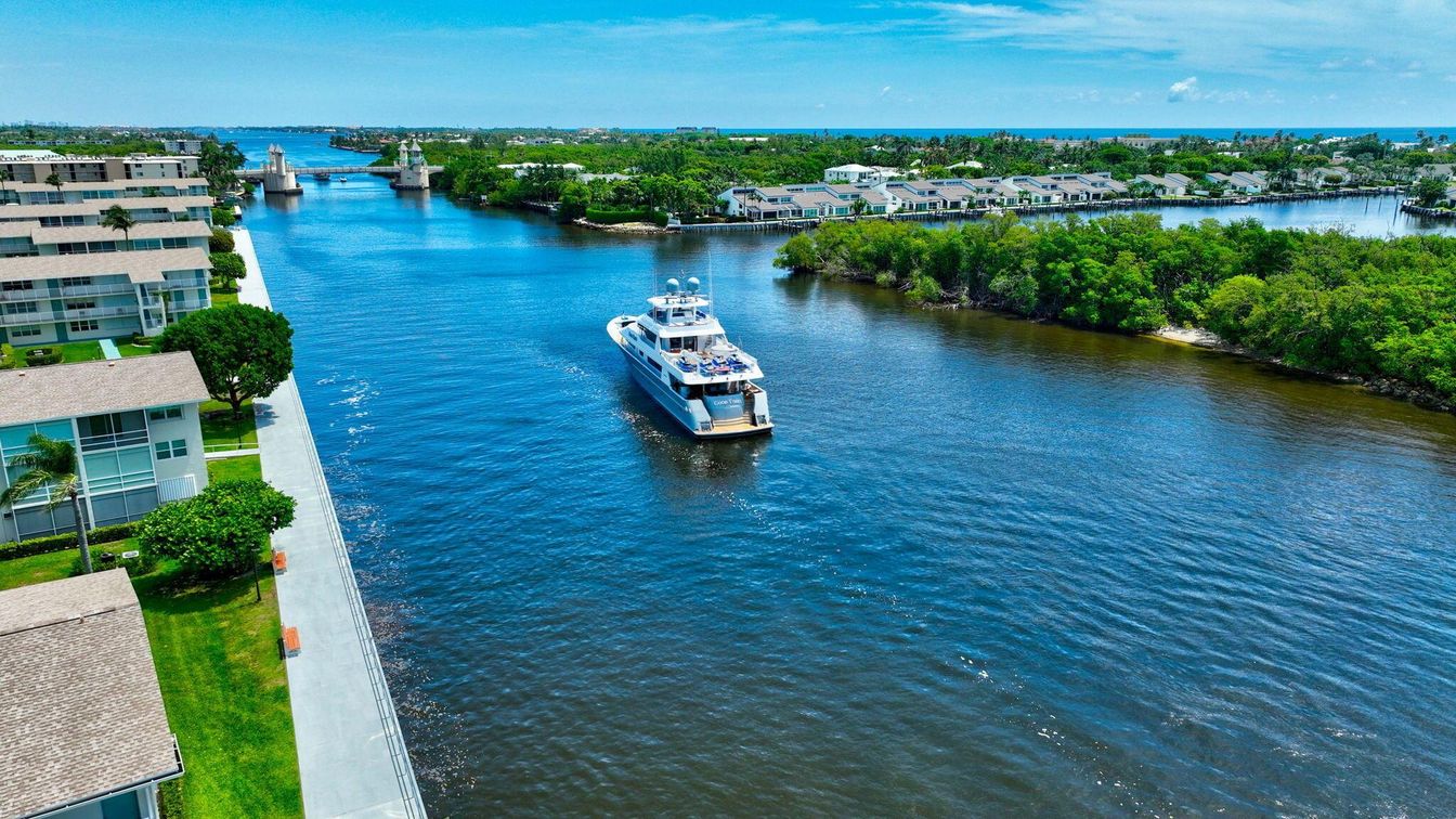 Exterior, Water