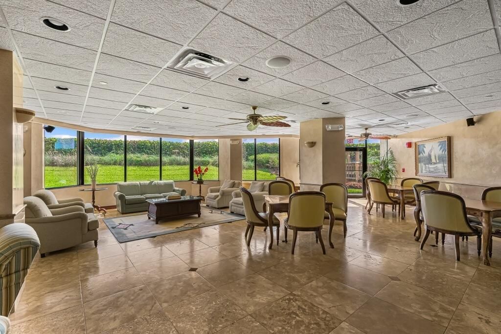 Dining room, Interior, Living room, Recessed Lighting