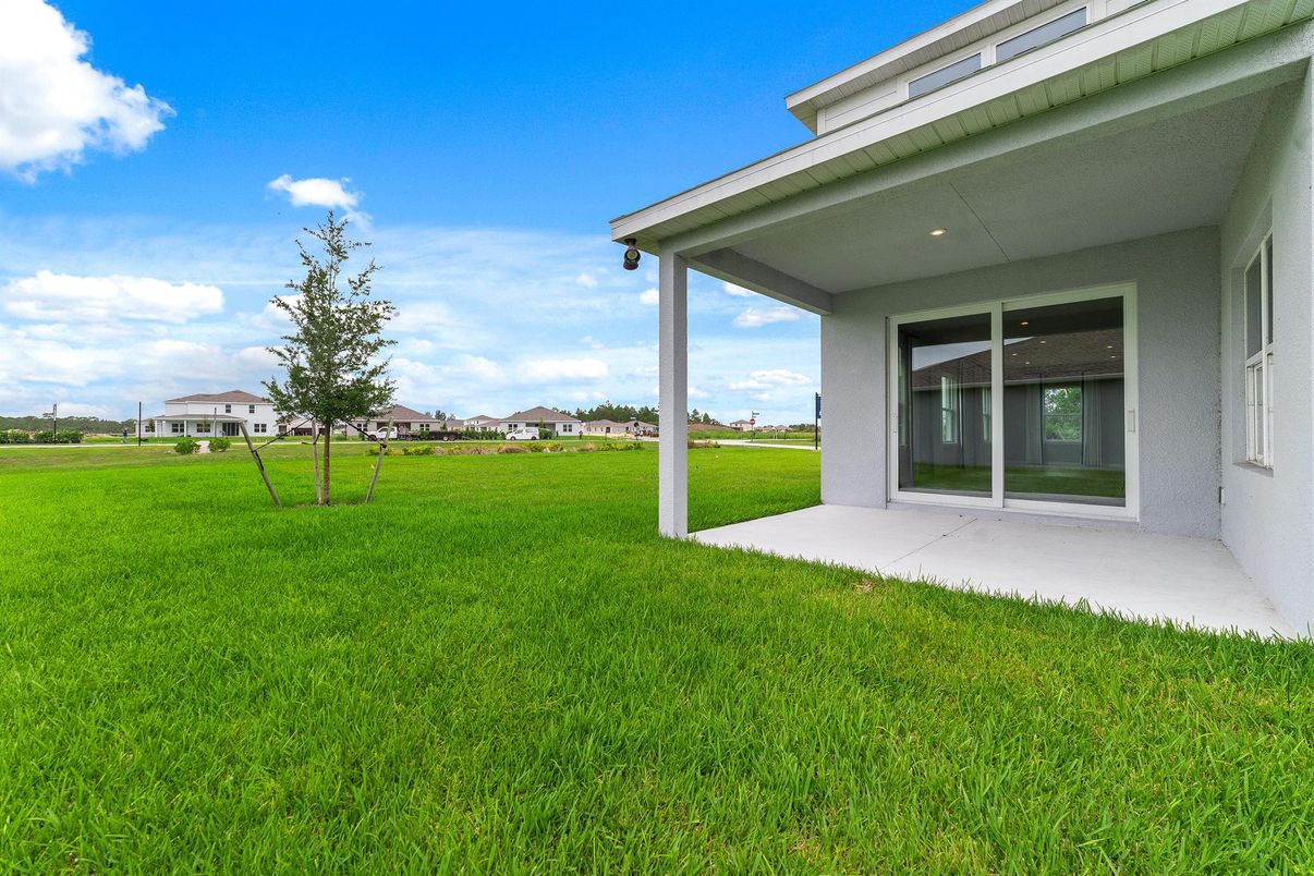 Backyard, Exterior