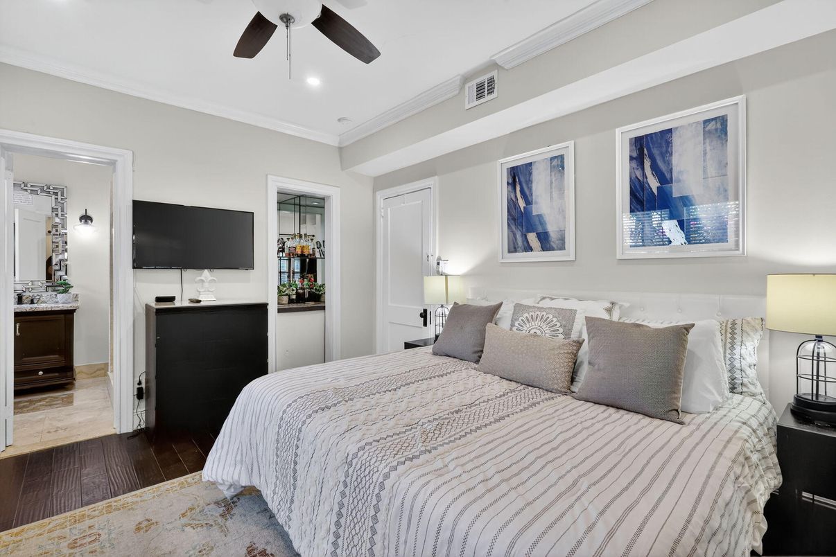 Bedroom, Interior, Recessed Lighting, Wood Texture Flooring