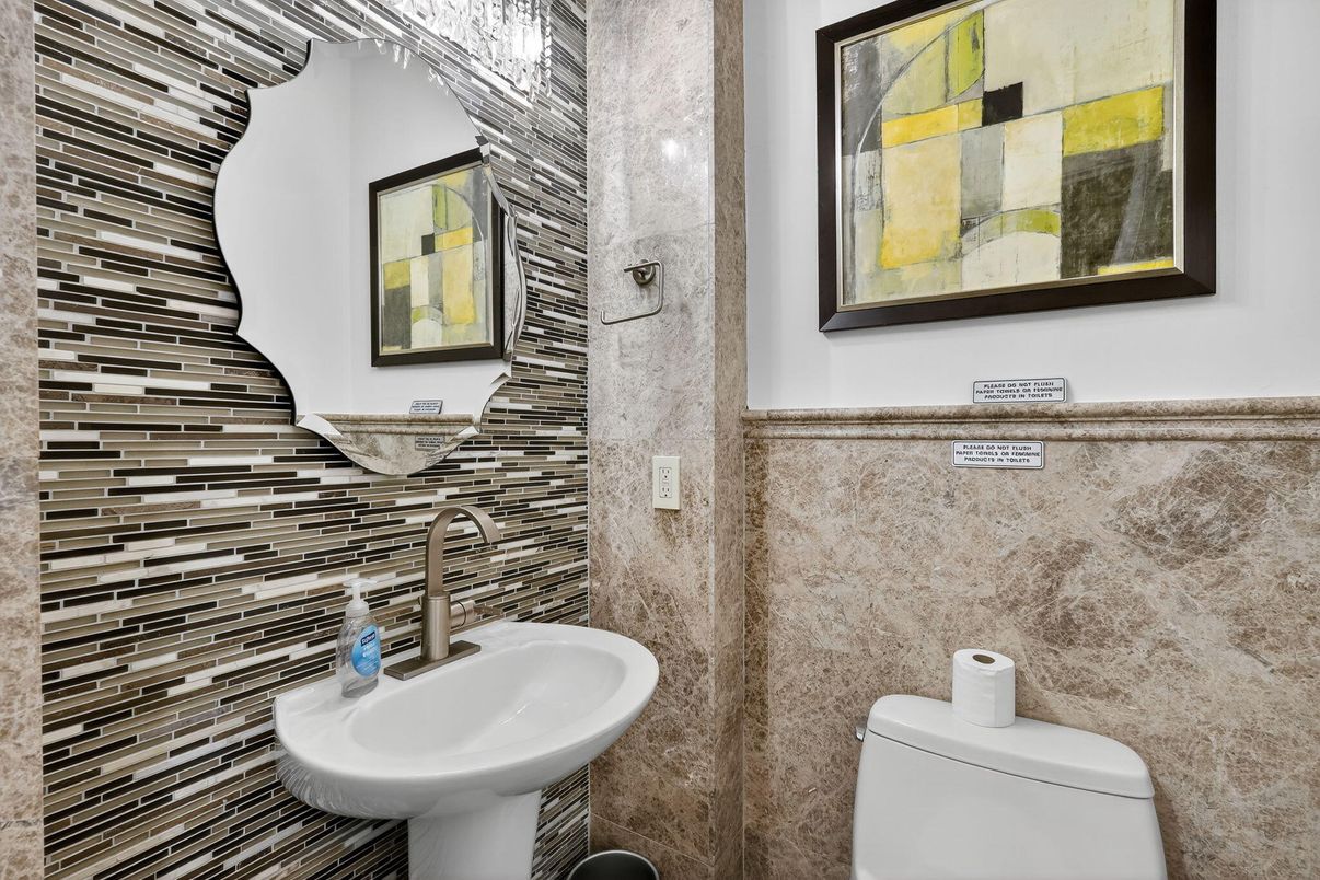 Bathroom, Interior