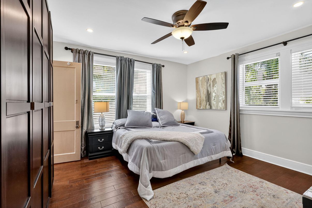 Bedroom, Interior, Recessed Lighting, Wood Texture Flooring