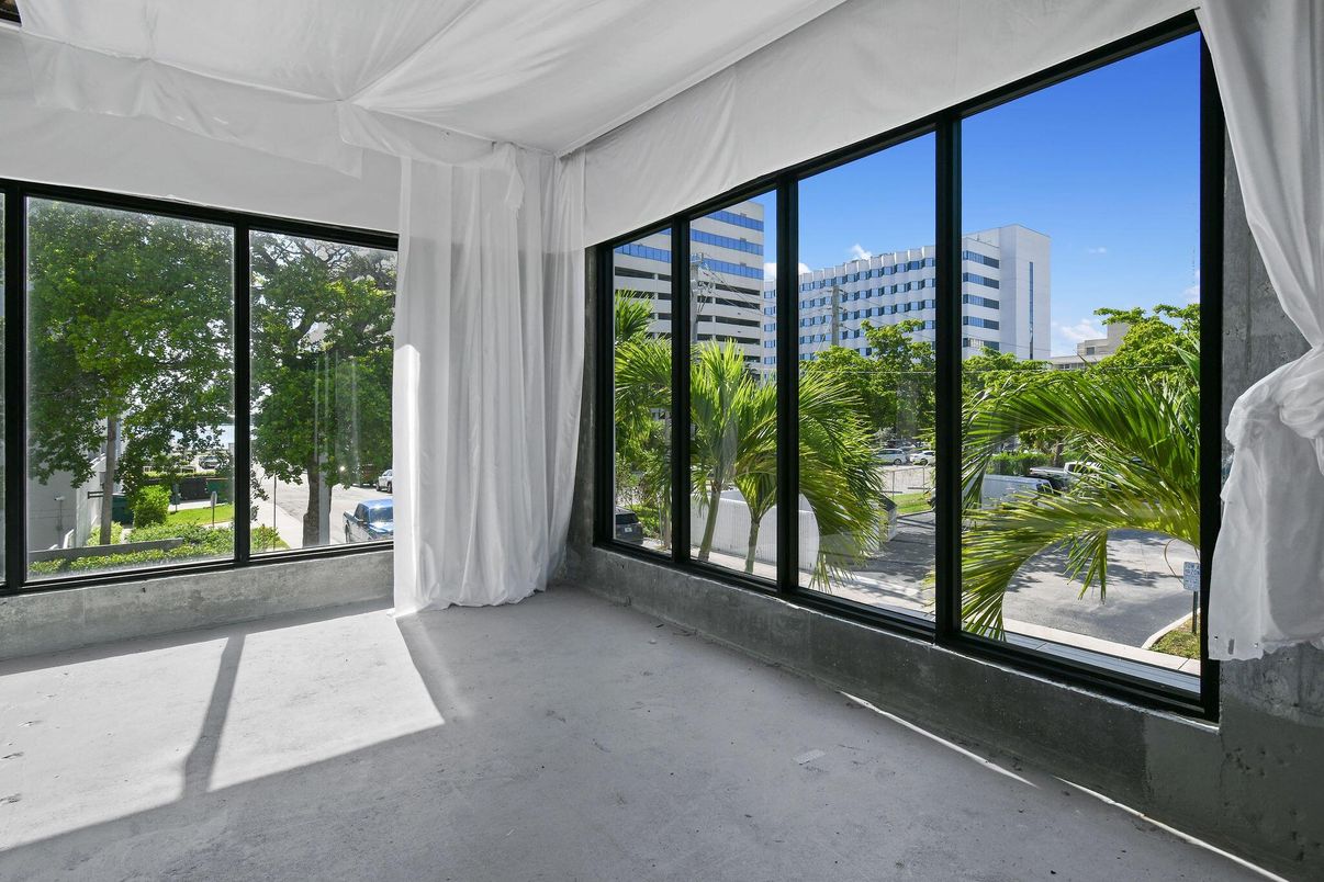 Empty room, Interior, Sun Room