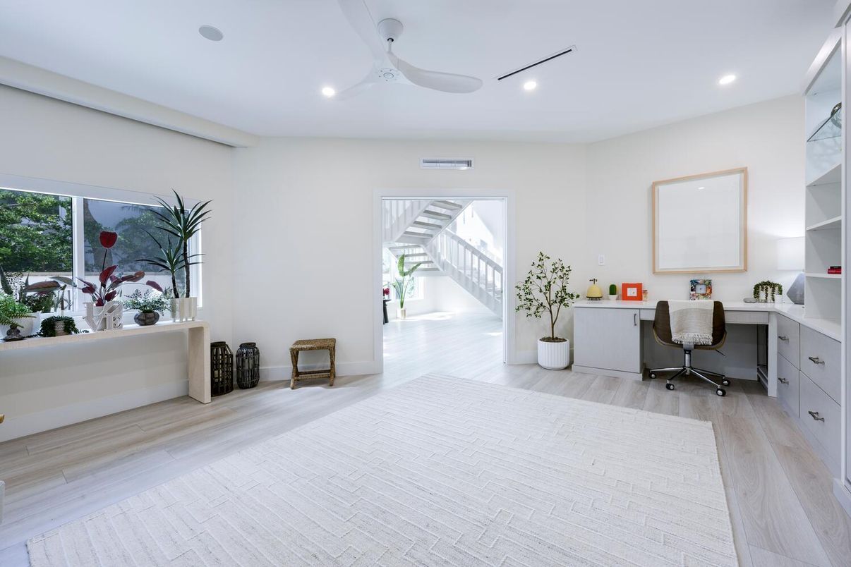 Home Office, Interior, Recessed Lighting, Wood Texture Flooring