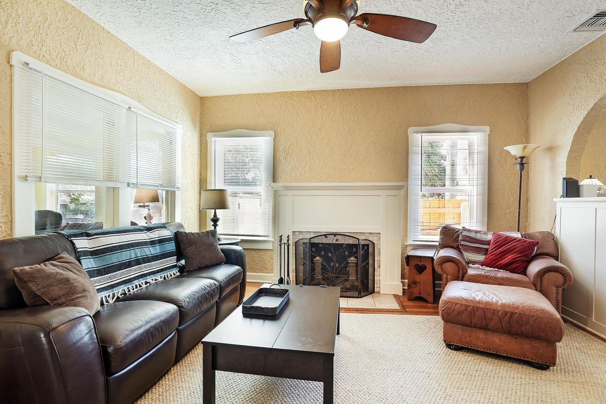 Fireplace, Interior, Living room