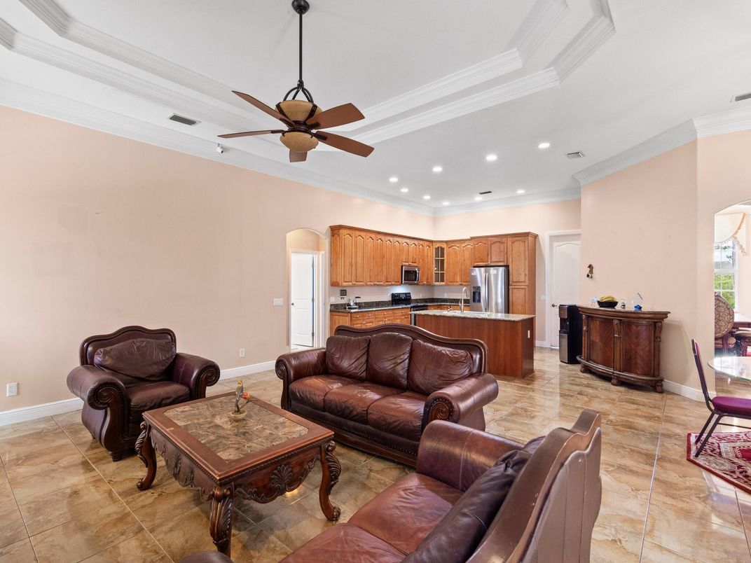 Interior, Kitchen, Living room, Recessed Lighting, Stainless Steel Appliances