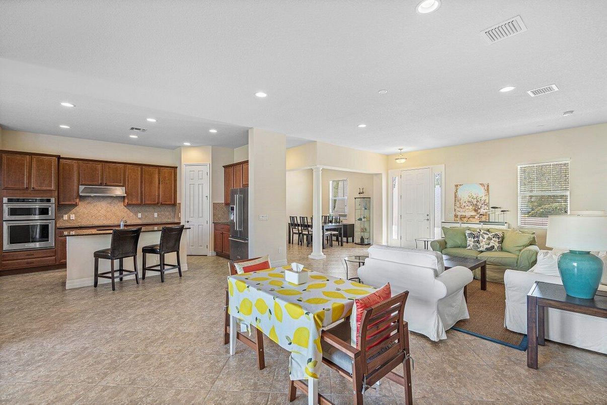 Dining room, Interior, Kitchen, Living room, Recessed Lighting, Stainless Steel Appliances