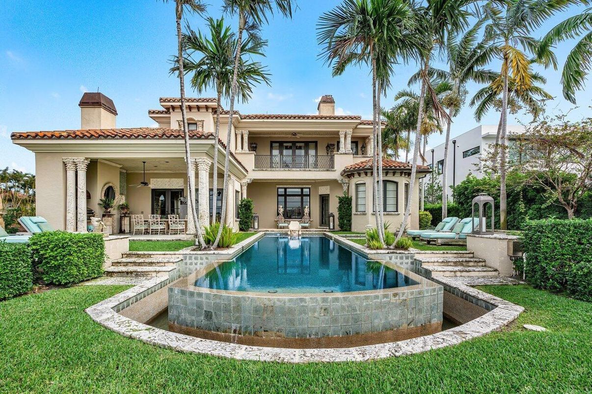 Backyard, Exterior, Pool