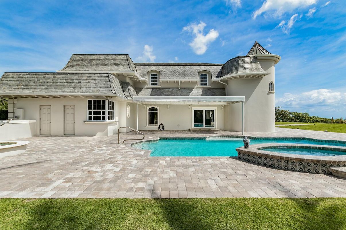 Exterior, Facade, Pool, French Provincial