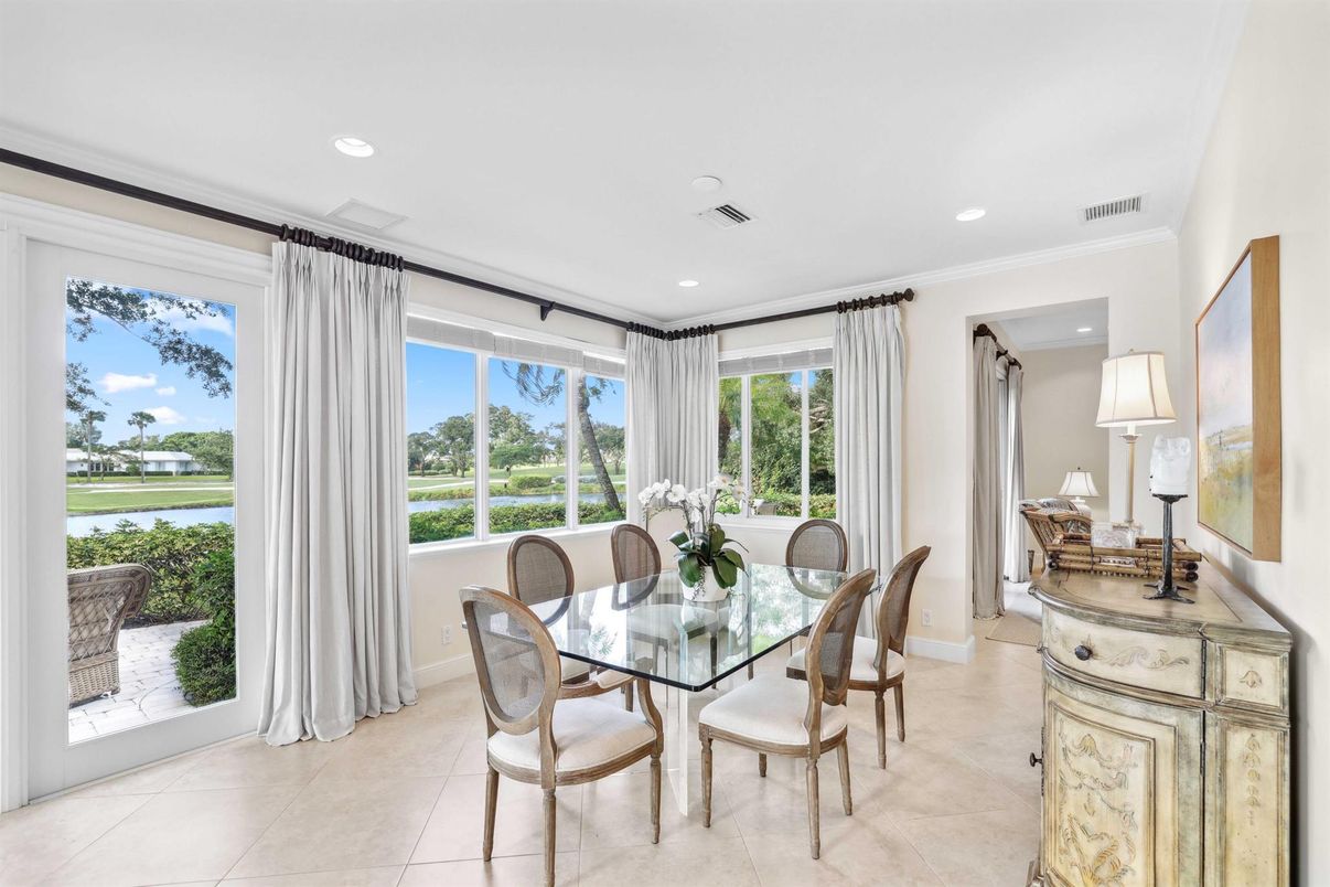 Dining room, Interior, Recessed Lighting, Water