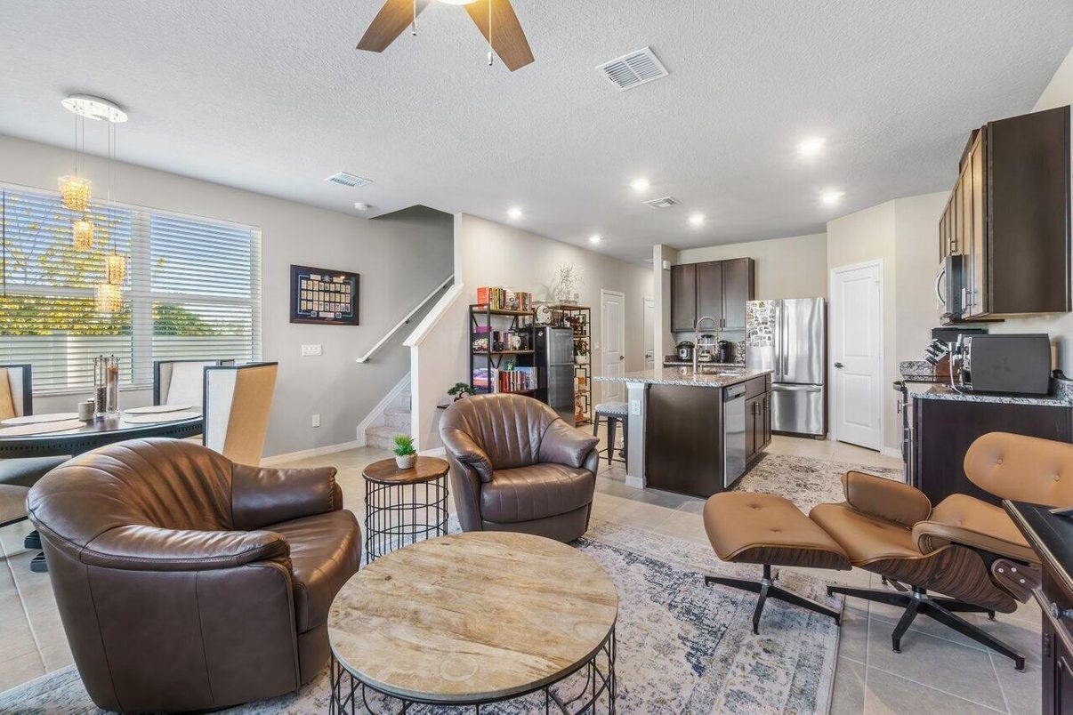 Dining room, Interior, Kitchen, Living room, Pendant Lights, Recessed Lighting, Stainless Steel Appliances