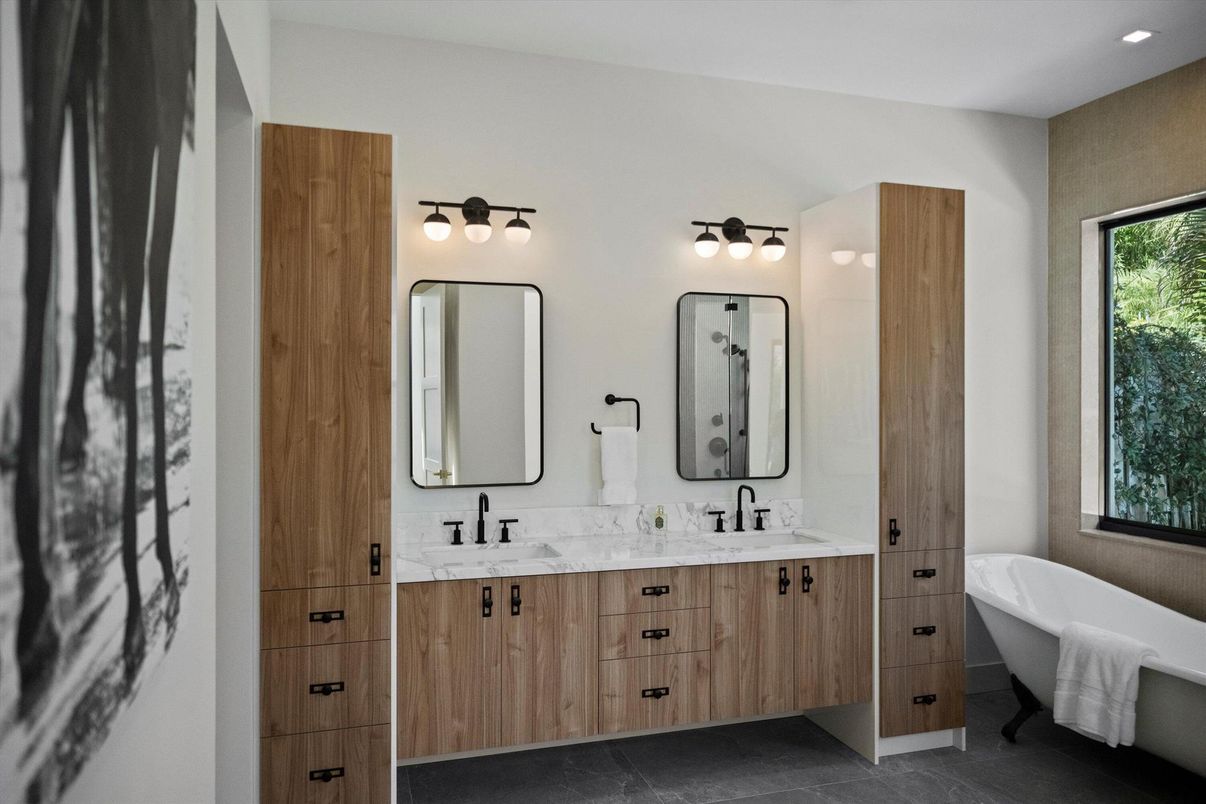 Bathroom, Dual Sink Vanities, Free Standing Baths, Interior, Recessed Lighting