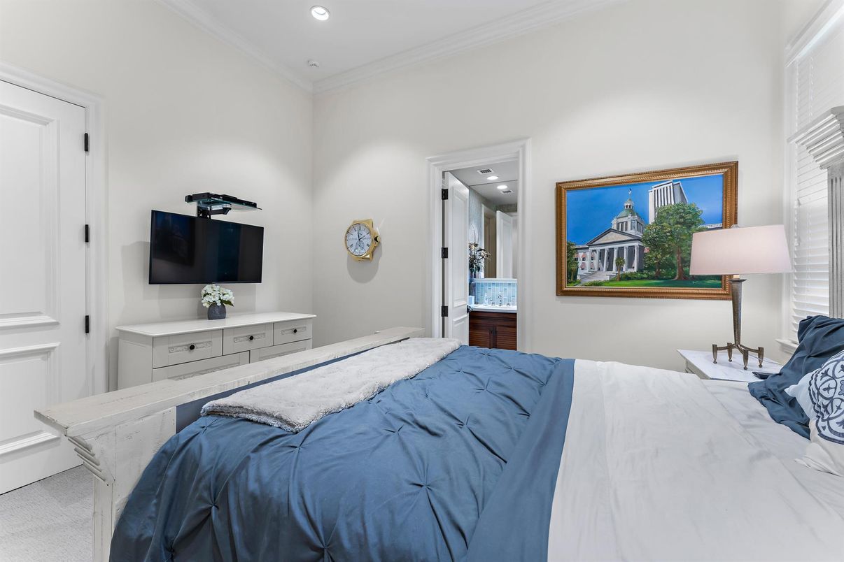 Bedroom, Interior, Recessed Lighting