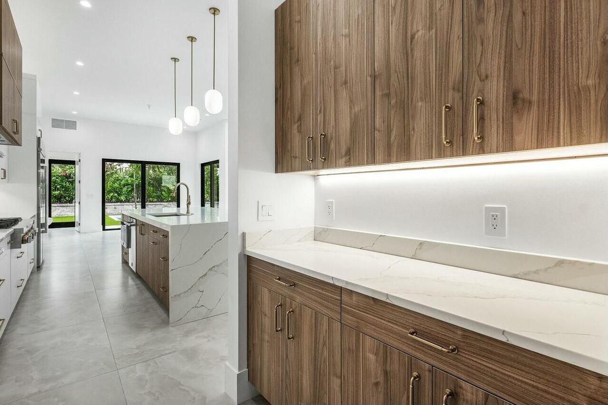 Interior, Kitchen, Pendant Lights, Recessed Lighting