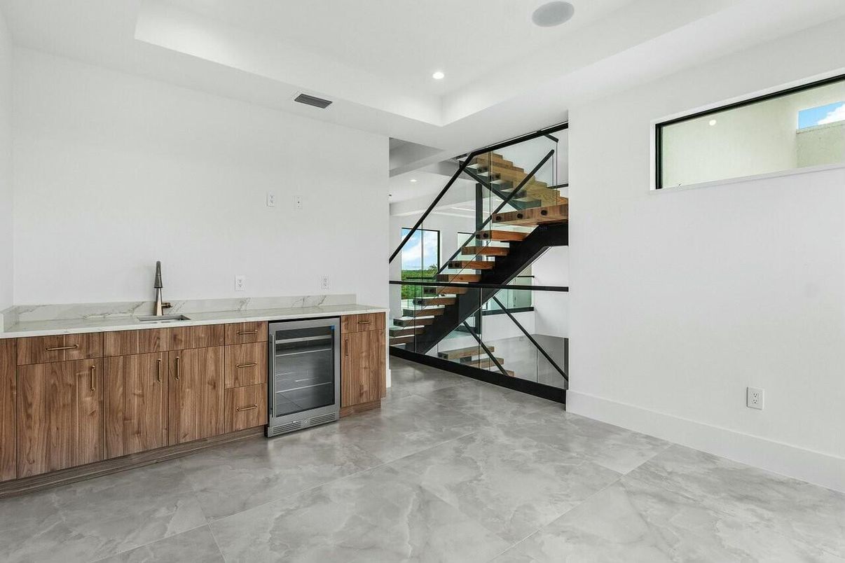 Interior, Marble, Recessed Lighting