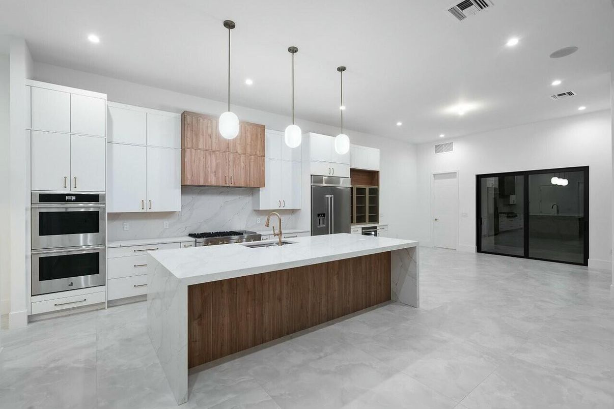 Interior, Kitchen, Pendant Lights, Recessed Lighting, Stainless Steel Appliances