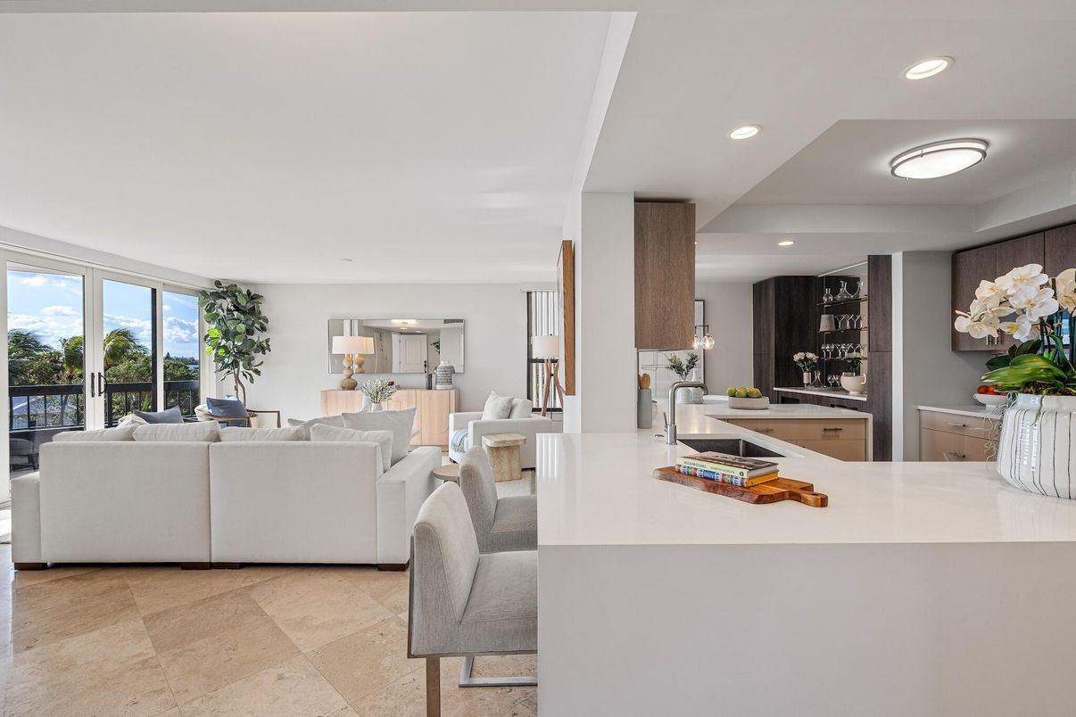 Interior, Kitchen, Living room, Recessed Lighting