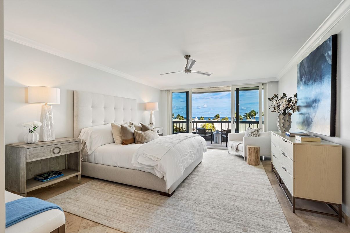 Bedroom, Interior, Water, Wood Texture Flooring