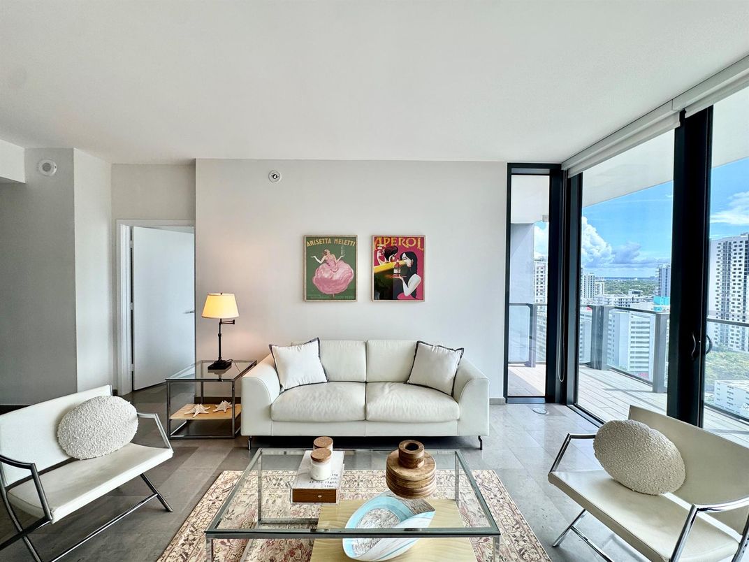 Interior, Living room, Water