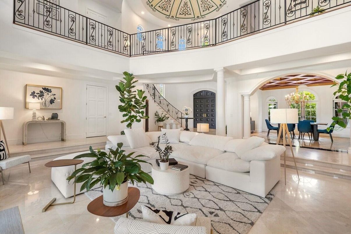Dining room, Interior, Living room, Recessed Lighting